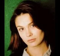 배우인 바바라 슐츠의 대표 이미지