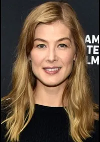 영화배우인 로자먼드 파이크의 대표 이미지