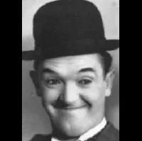 미술, 각본, 감독, 제작/기획인 스탠 로렐의 대표 이미지