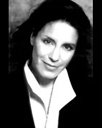 영화배우인 셀린 로메즈의 대표 이미지