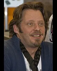 배우인 찰리 부어맨의 대표 이미지