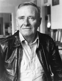 각본인 크리스토퍼 이셔우드의 대표 이미지