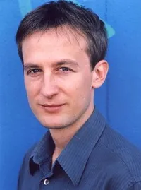 배우, 각본, 감독, 제작/기획인 얀 헨릭 슈탈베르크의 대표 이미지