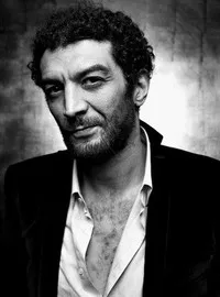 영화감독, 시나리오작가인 람지 베디아의 대표 이미지