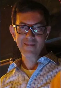 영화배우, 영화감독인 라자트 카푸르의 대표 이미지