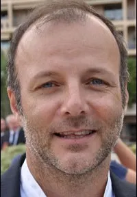 영화배우인 피에르-프랑수아 마르탱-라발의 대표 이미지