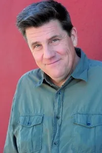 영화배우인 로드 맥라클란의 대표 이미지