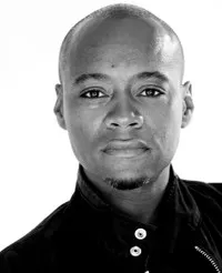 배우인 프레이저 제임스의 대표 이미지