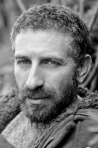 영화배우인 마크 이바니어의 대표 이미지