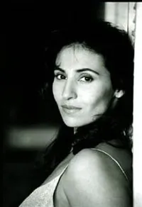 영화배우인 야렐리 아리즈멘디의 대표 이미지