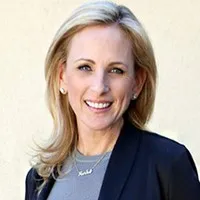 영화배우인 말리 매트린의 대표 이미지