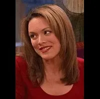 영화배우인 리즈 바시의 대표 이미지