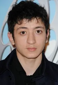 영화배우인 쥘 시트뤼의 대표 이미지