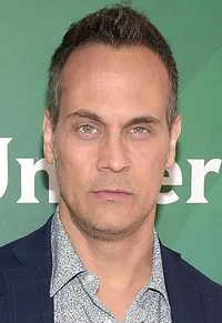 영화배우인 토드 스테쉬윅의 대표 이미지