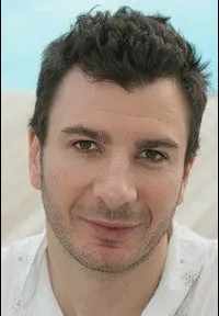 영화배우, 가수인 미셸 욘의 대표 이미지