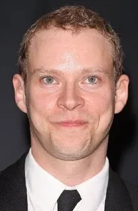 배우, 각본인 로버트 웹의 대표 이미지