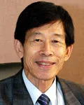 평론가, (전직)대학교수인 김우종의 대표 이미지