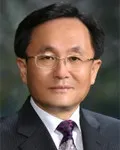 대학교수인 윤응진의 대표 이미지