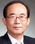 판사인 김진권의 대표 이미지