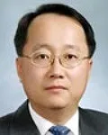 변호사인 김용표의 대표 이미지