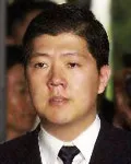연구인인 김홍걸의 대표 이미지