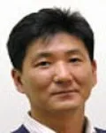 연구인인 최인철의 대표 이미지
