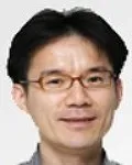연구인인 강성욱의 대표 이미지