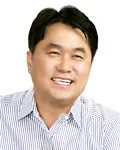 정당인, (전직)공무원인 김종민의 대표 이미지