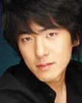 탤런트인 김준의 대표 이미지