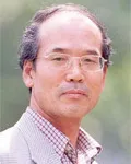 소설가인 이동하의 대표 이미지