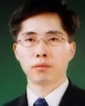 판사인 김철환의 대표 이미지
