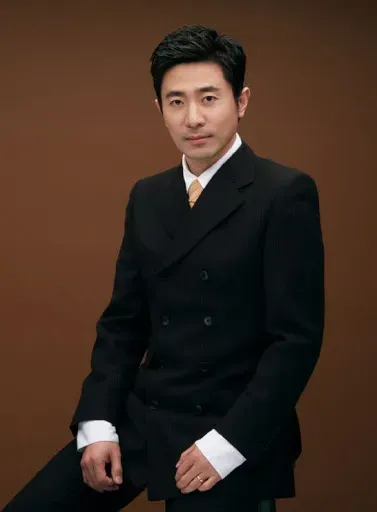 기업인, (전직)아나운서인 김범수의 대표 이미지