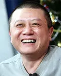 소설가인 왕숴의 대표 이미지