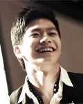 피아노연주가인 지용의 대표 이미지