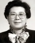 수필가인 정명숙의 대표 이미지