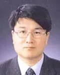 판사인 최성진의 대표 이미지