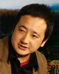 영화감독인 한지에의 대표 이미지