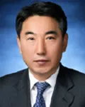 대학교수, (전직)금융인, (전직)정무직공무원인 이창호의 대표 이미지