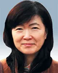 소설가인 강석경의 대표 이미지