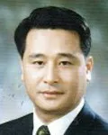 아나운서인 정용조의 대표 이미지