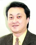 대학교수, 시인, 평론가인 김응교의 대표 이미지