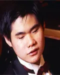 피아노연주가인 츠지 노부유키의 대표 이미지