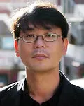 시인인 송경동의 대표 이미지