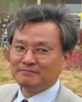 시인인 안찬수의 대표 이미지