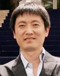 영화감독인 댜오 이난의 대표 이미지