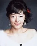가수인 이슬의 대표 이미지