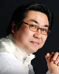 성악가인 성궁용의 대표 이미지