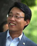 (전직)정당인, (전직)국회의원인 김성식의 대표 이미지