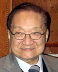 소설가인 김용의 대표 이미지