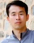 시인인 윤임수의 대표 이미지